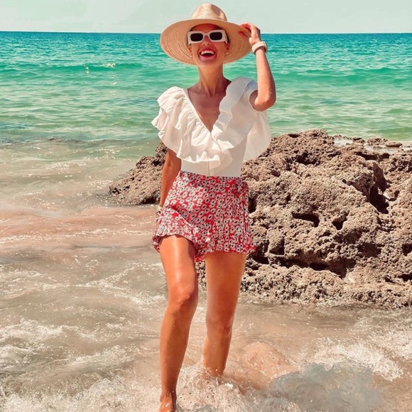 Zara LARGE RUFFLE SWIMSUIT - Picture 7 of 9